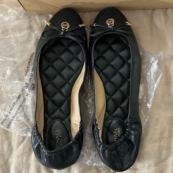 Michael Kors Melody Ballet Flats - Picture 5 of 6